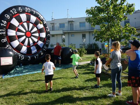 Grellgasse 9: Sommerfest vom 24. Juli 2019